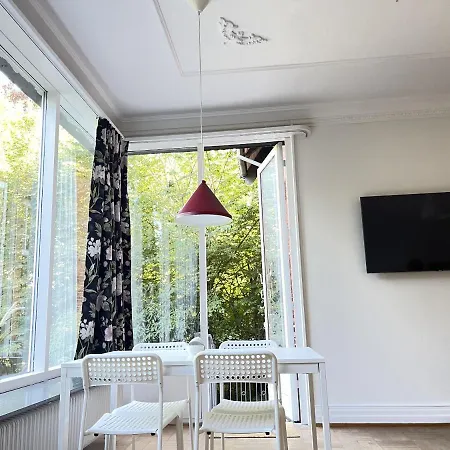 Aday - Mansion - With Terrace And Garden * Aalborg