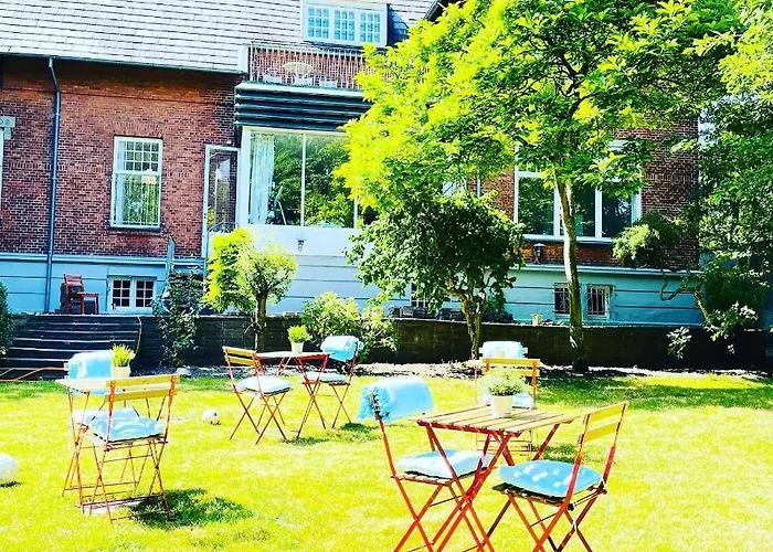 Aday - Mansion - With Terrace And Garden Apartment